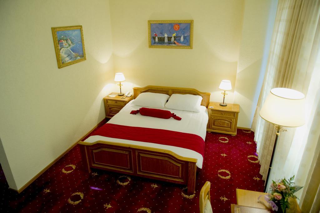 Hotel Victory Πρίστινα Δωμάτιο φωτογραφία