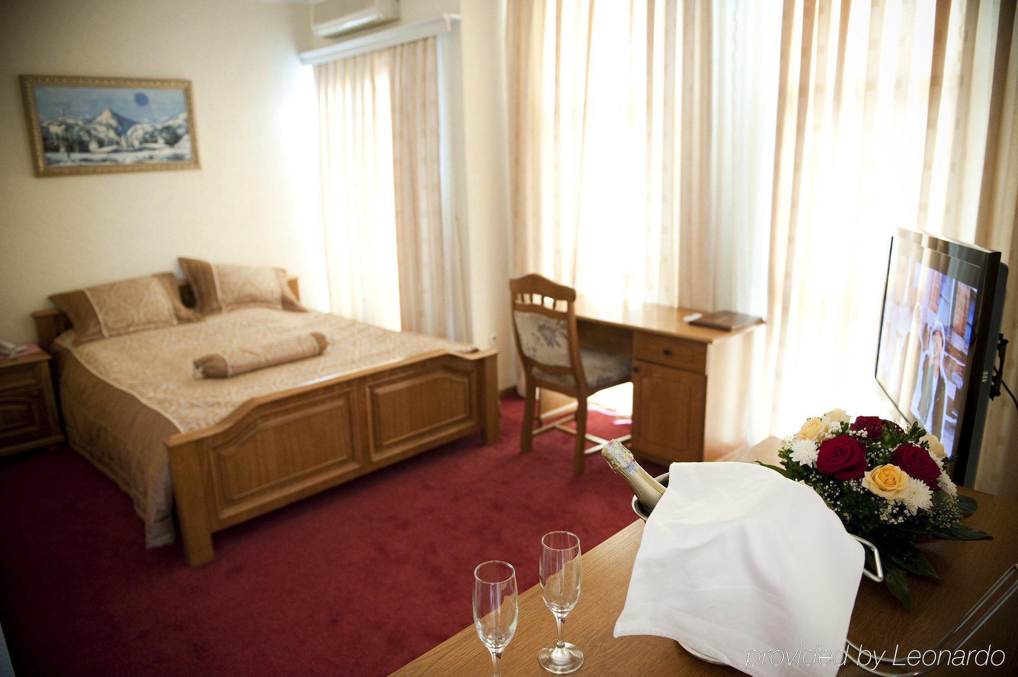 Hotel Victory Πρίστινα Δωμάτιο φωτογραφία